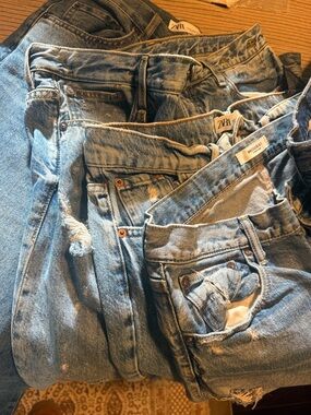 A WHOLE LOT OF DENIM | 7 PAIR